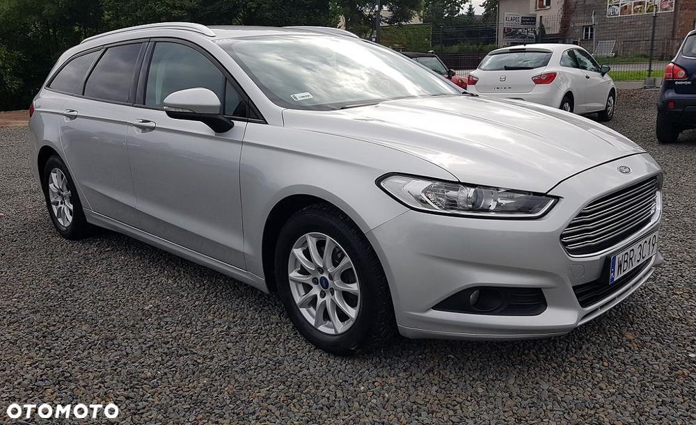 Ford Mondeo 1.6 TDCi ECOnetic Ambiente - 2