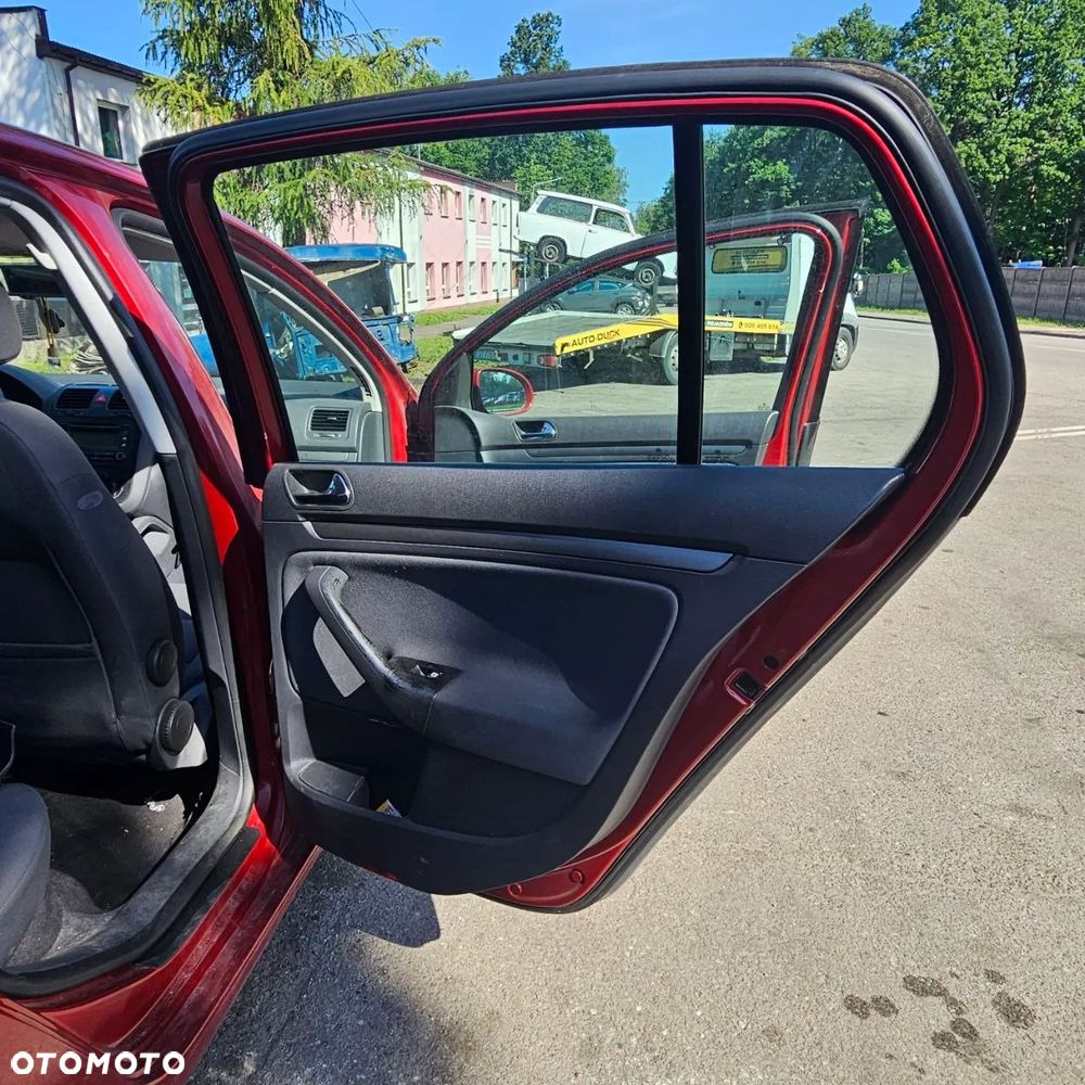 VOLKSWAGEN Golf V (2003r) hb 1,4 B 55kw / 75 KM kod lak: LA3W pojazd na części - 4