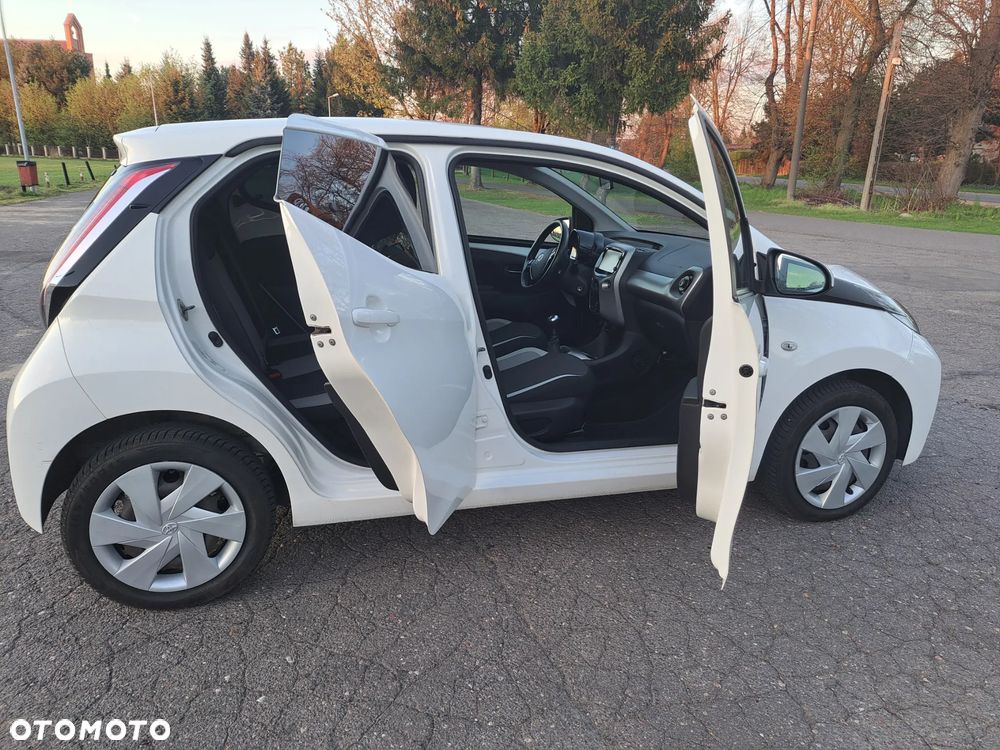 Toyota Aygo 1.0 VVT-i Sprint EU6 - 10