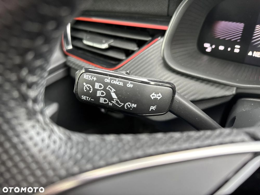 Skoda Kamiq 1.0 TSI Monte Carlo - 25