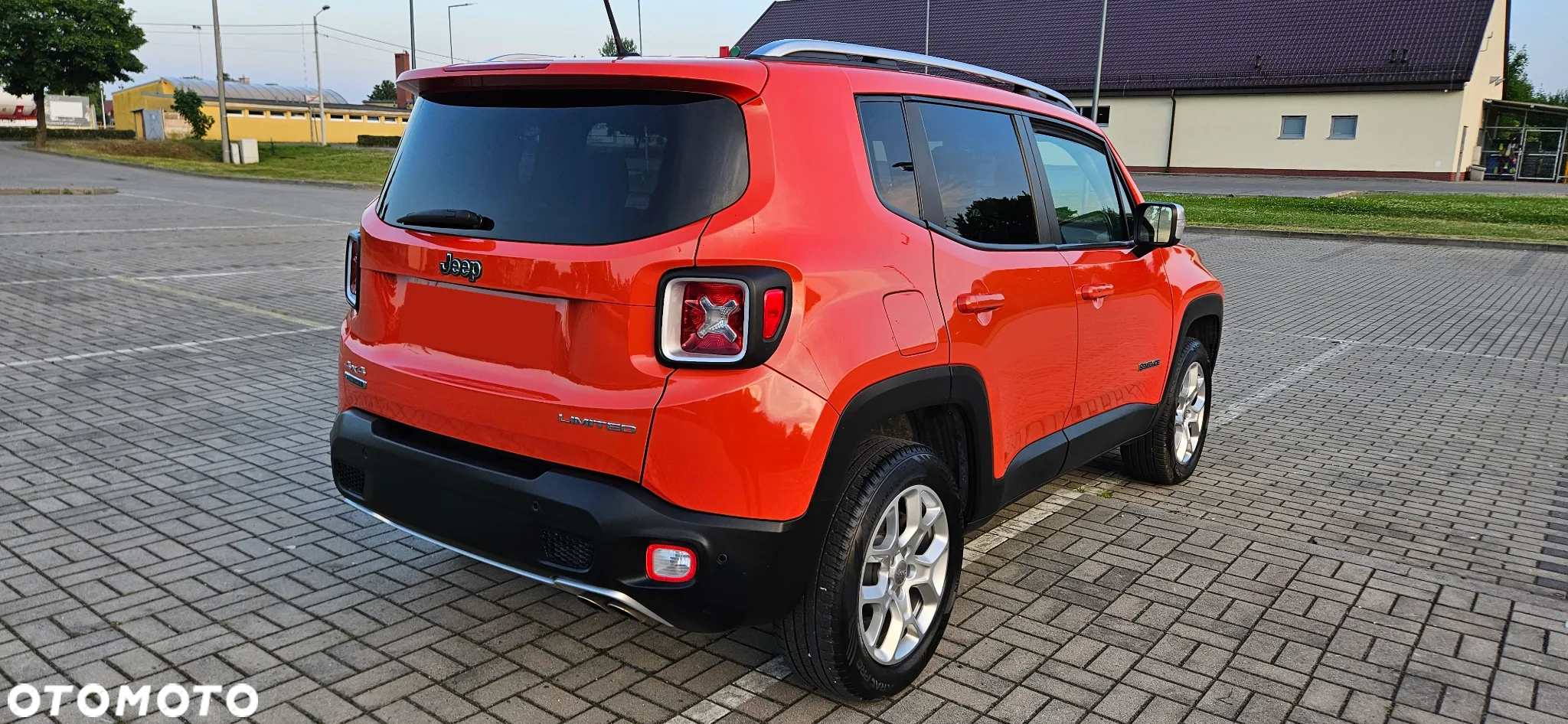 Jeep Renegade 2.0 MultiJet Limited 4WD S&S - 3