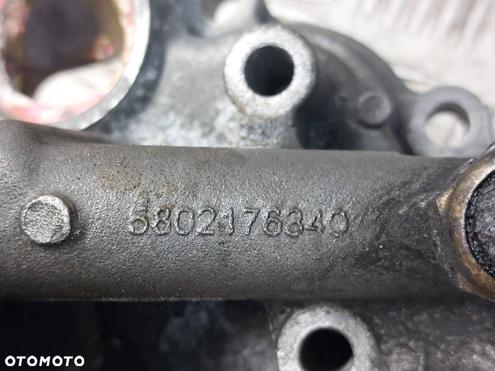 PODSTAWA FILTRA + CHŁODNICA OLEJU IVECO DAILY IV LIFT 3.0 D 5802176340 - 2