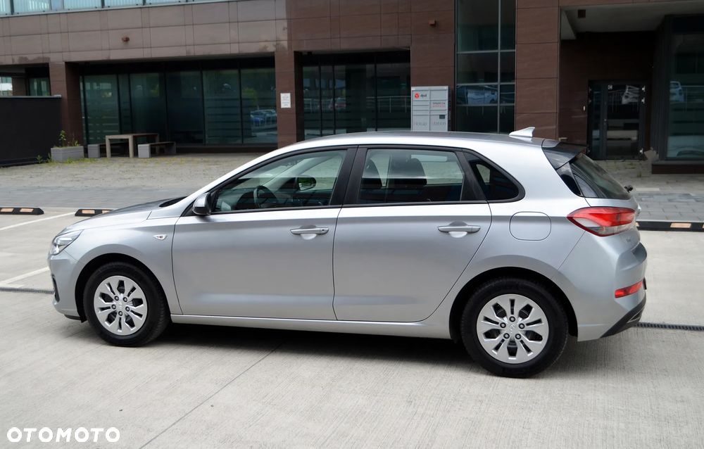 Hyundai i30 1.5 DPI Modern - 26
