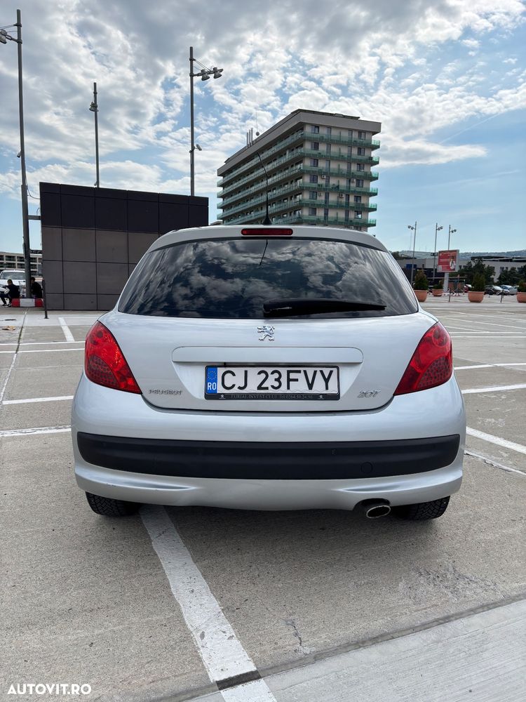 Peugeot 207 - 5
