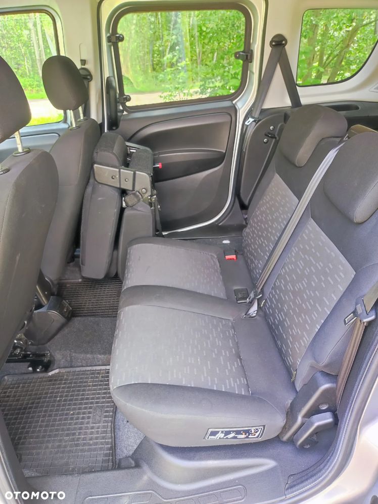 Opel Combo 1.6 CDTI Cosmo - 8