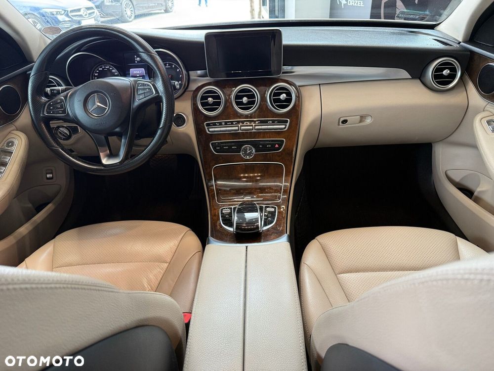Mercedes-Benz Klasa C - 17
