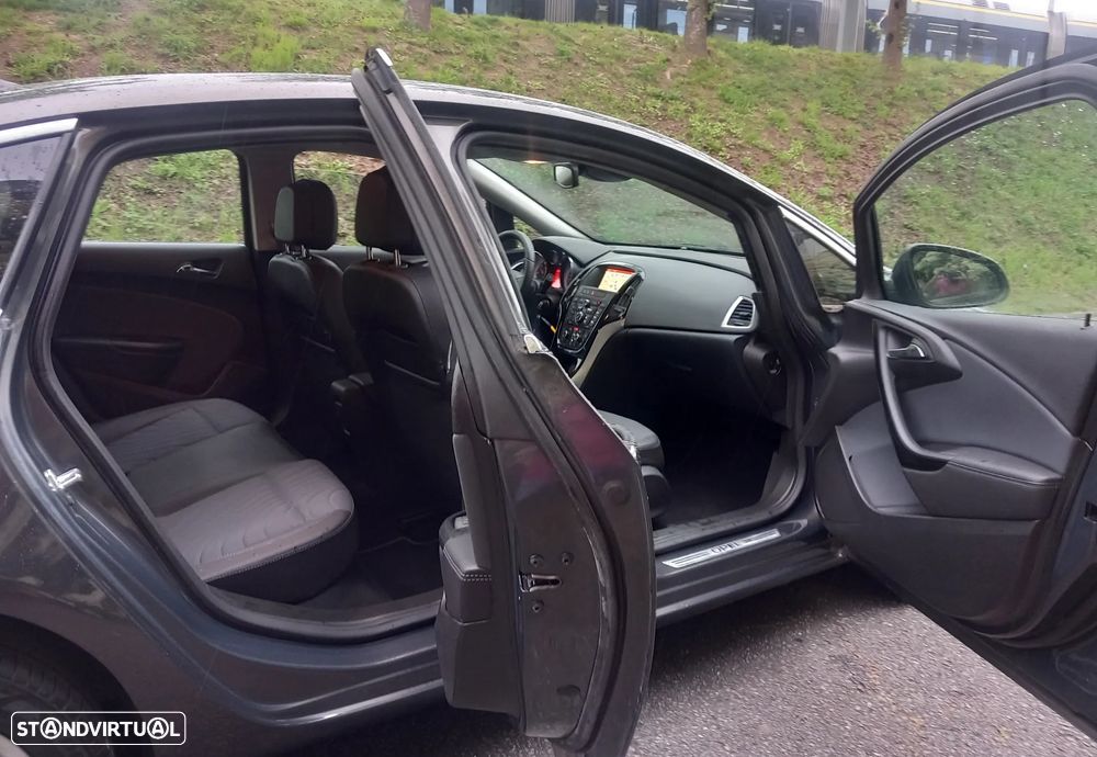 Opel Astra 1.6 CDTI Cosmo S/S J18 - 33