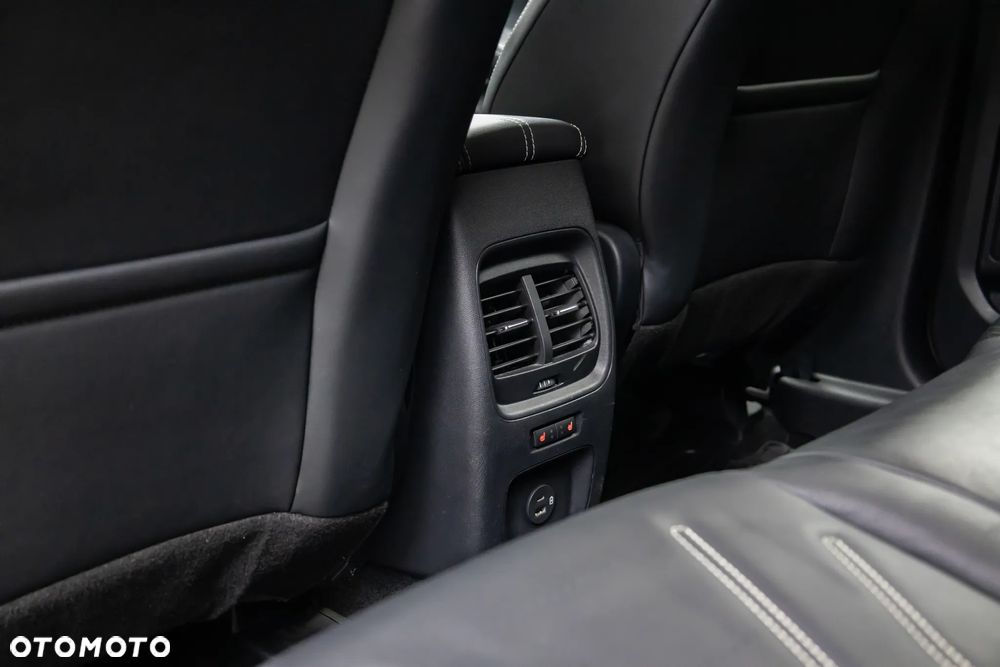 Ford Kuga Vignale 2.0 EcoBlue AWD - 33