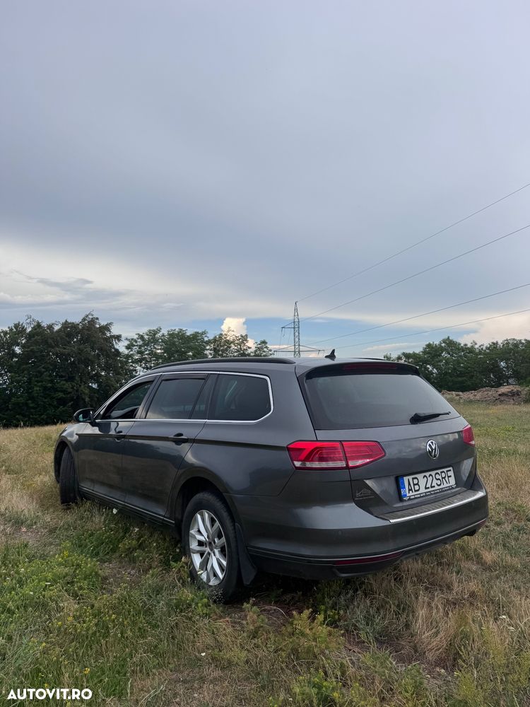 Volkswagen Passat 2.0 TDI DSG Highline - 3