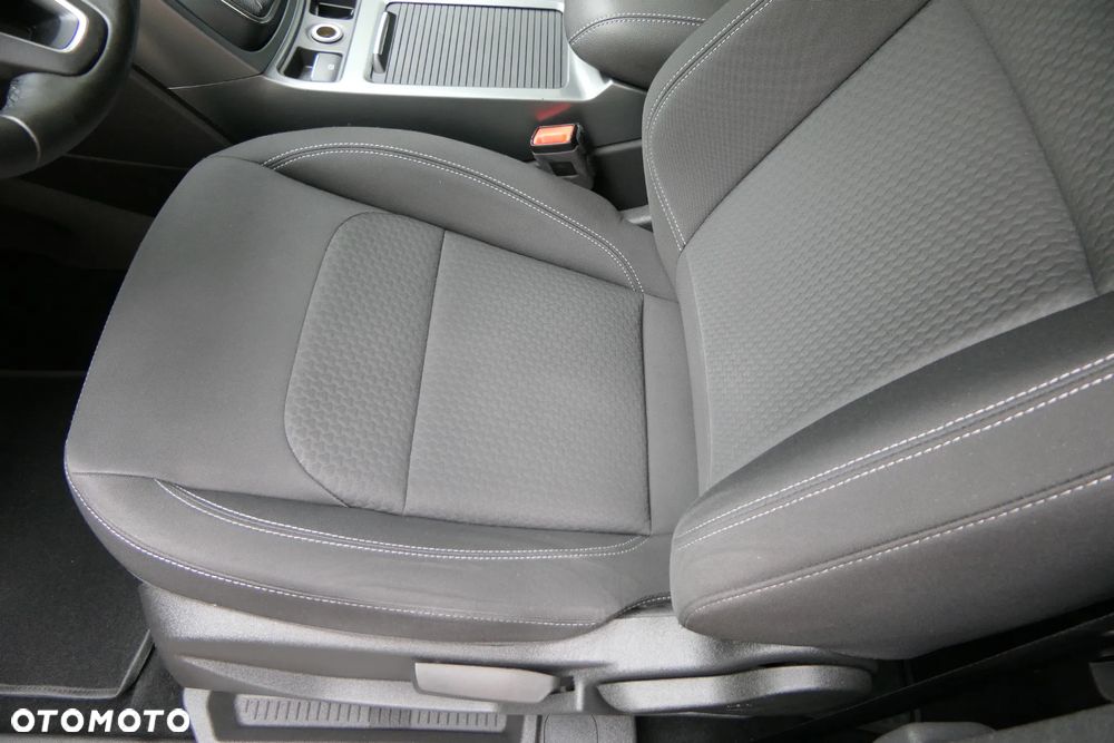 Ford Kuga 1.5 EcoBoost 2x4 ST-Line - 20