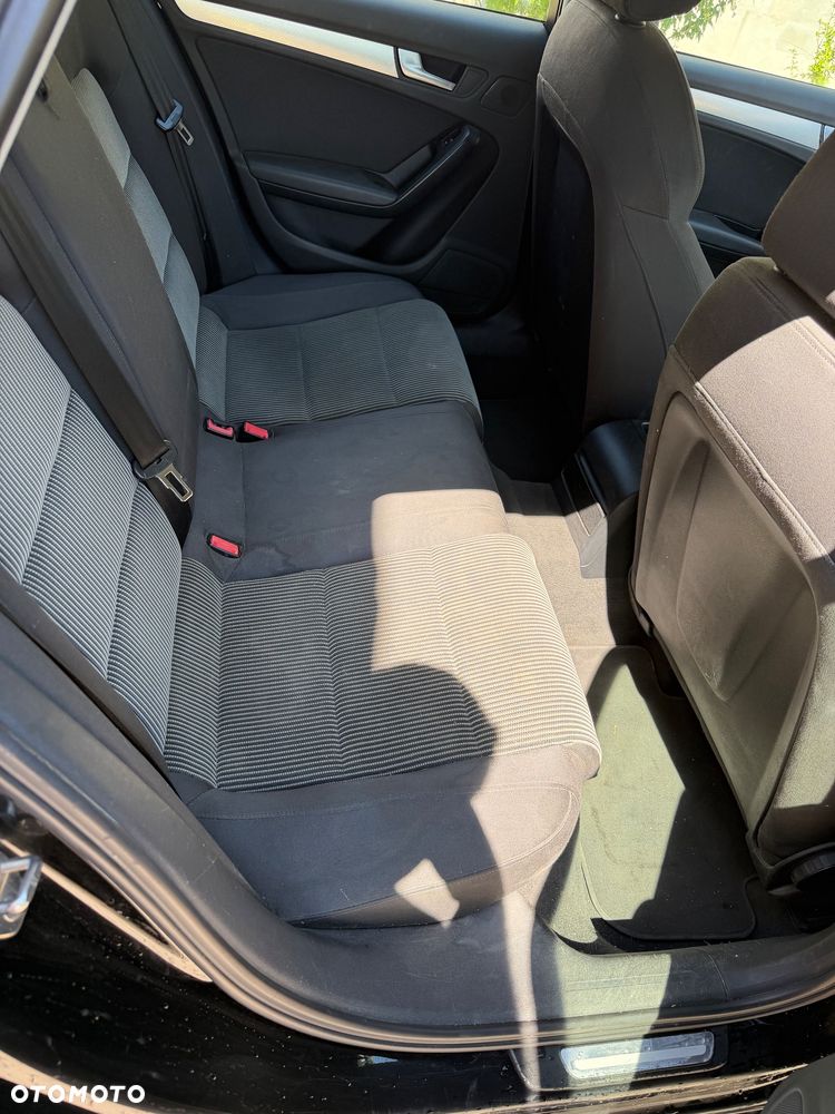 Audi A4 Avant 2.0 TDI - 7