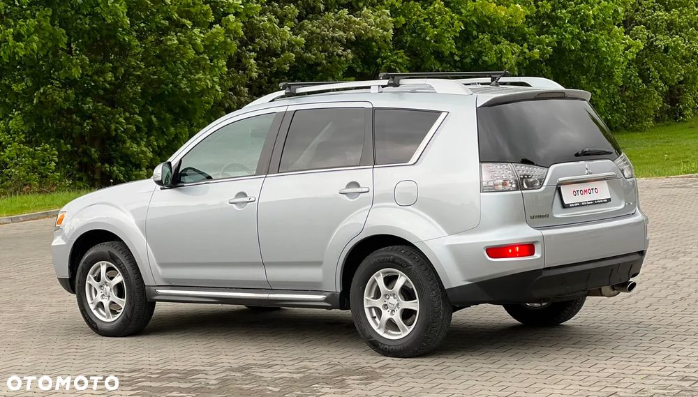 Mitsubishi Outlander 2.0 2WD Invite - 8