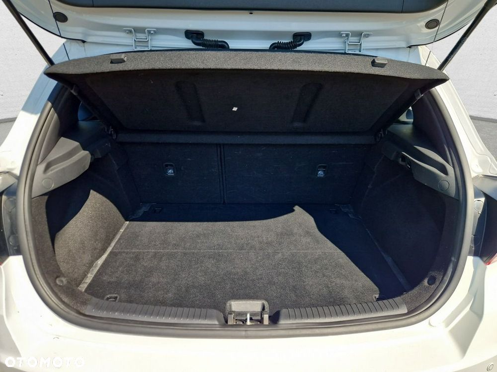 Hyundai i30 - 23