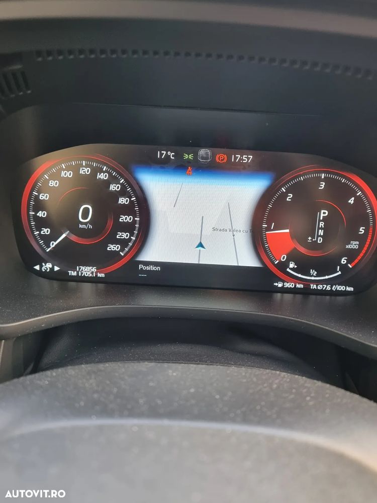 Volvo XC 60 D4 Momentum Pro - 16