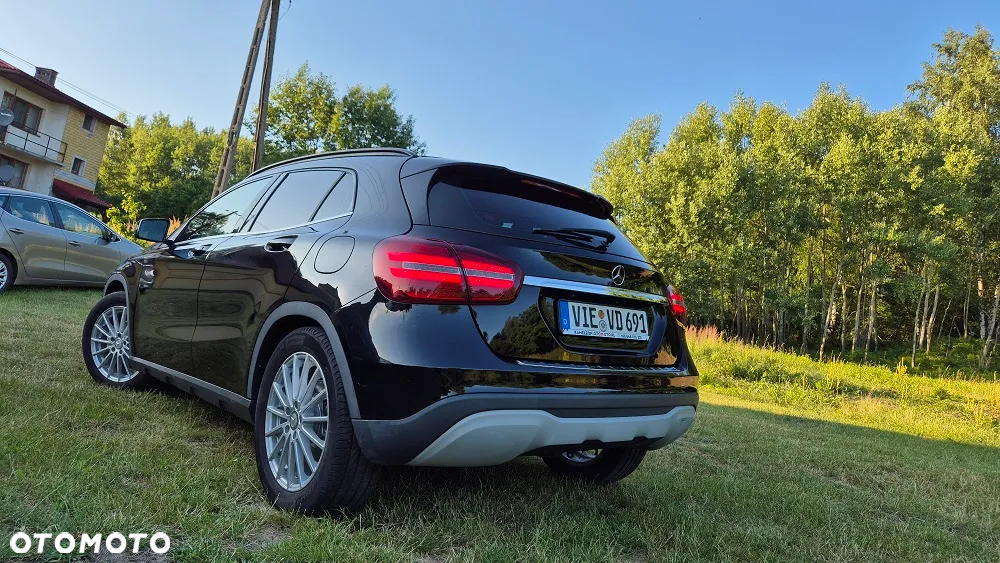 Mercedes-Benz GLA 180 (CDI) d 7G-DCT StreetStyle - 4