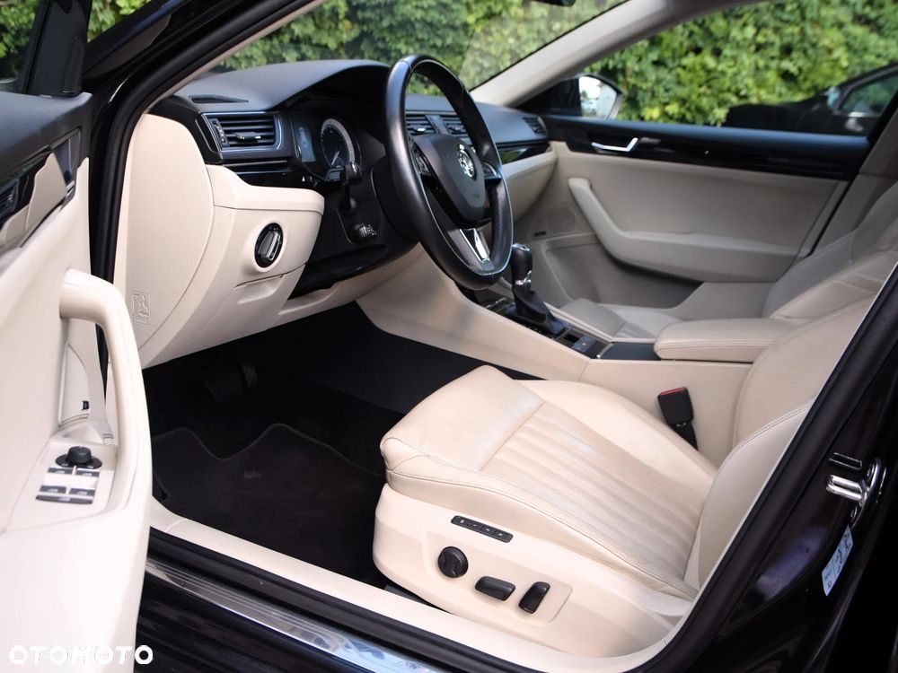 Skoda Superb 2.0 TSI 4x4 L&K DSG - 25