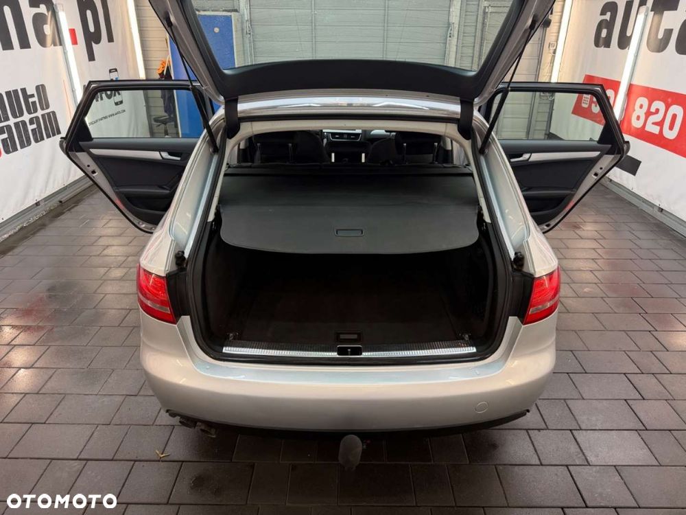 Audi A4 Avant - 30