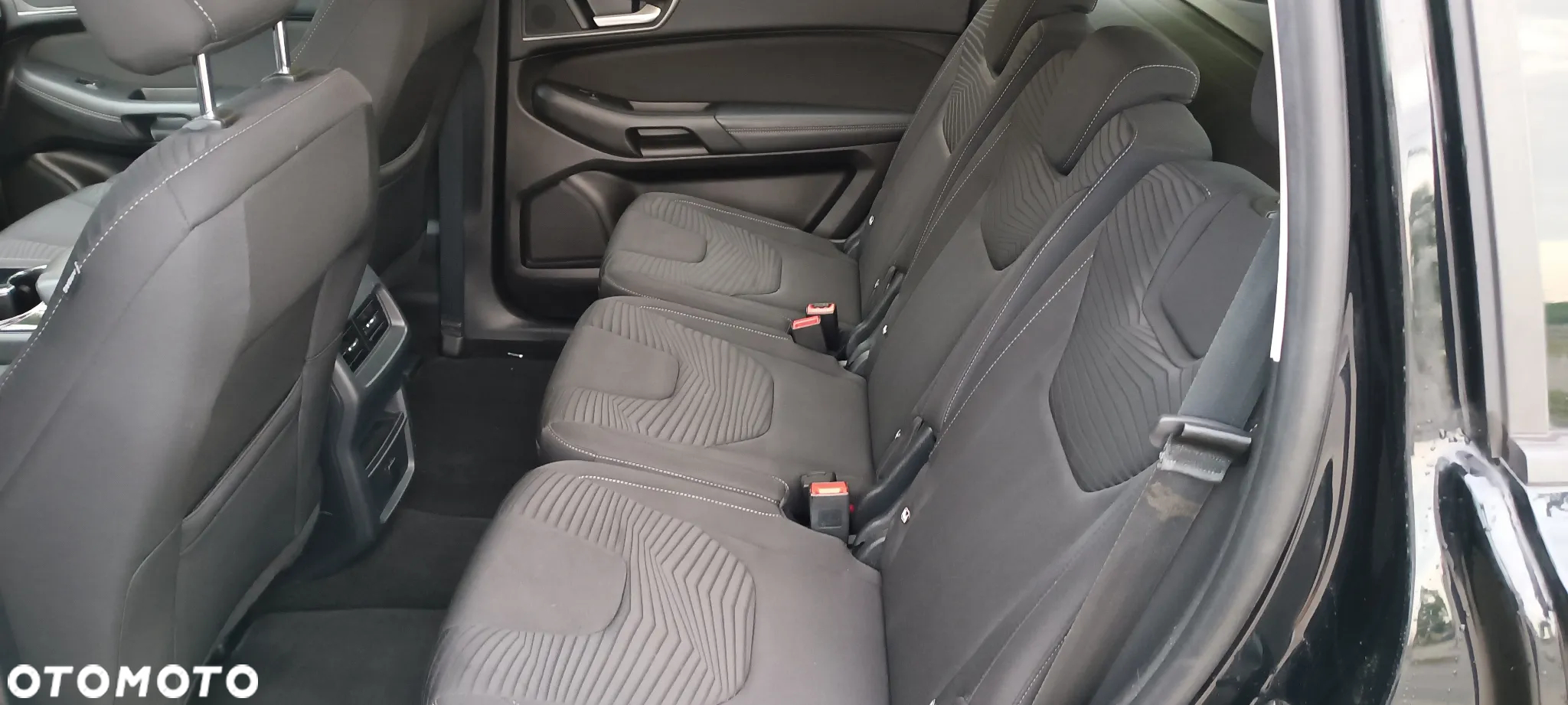 Ford S-Max - 9
