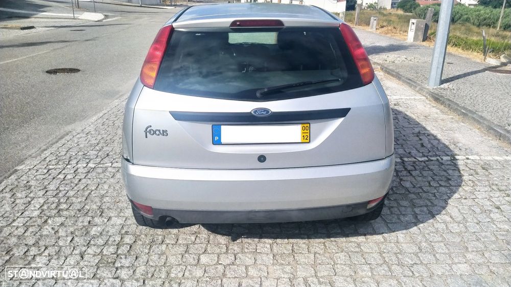 Ford Focus 1.4 Ambiente - 5