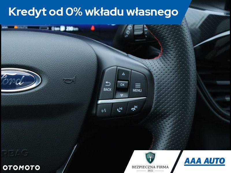 Ford Kuga - 24