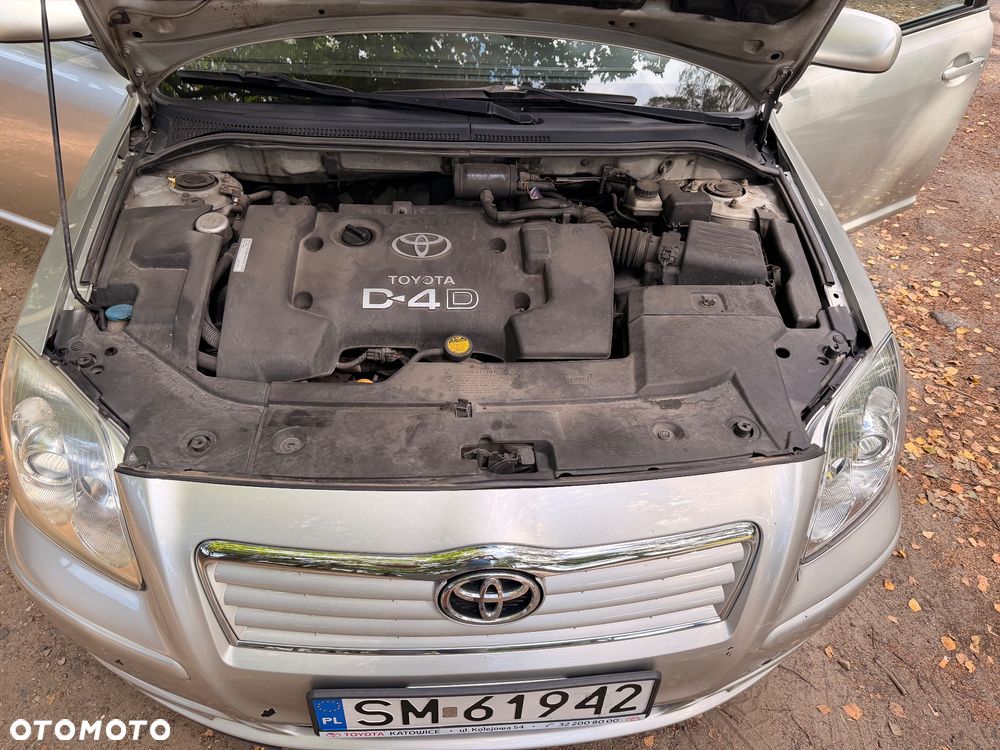 Toyota Avensis 2.0 D-4D Combi - 21