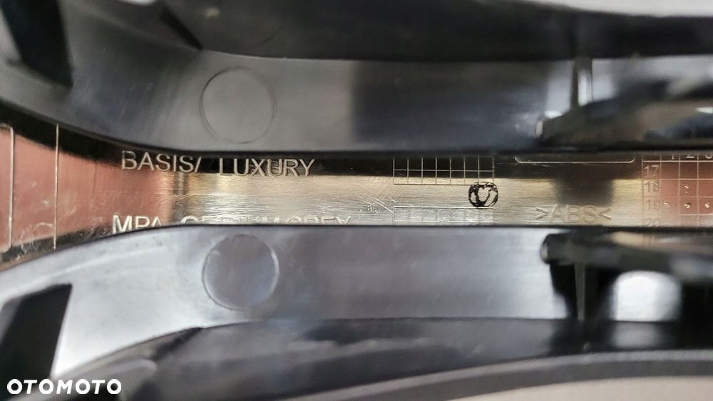 GRILL ATRAPA NERKI CHROM BMW 1 F40 2019- - 11