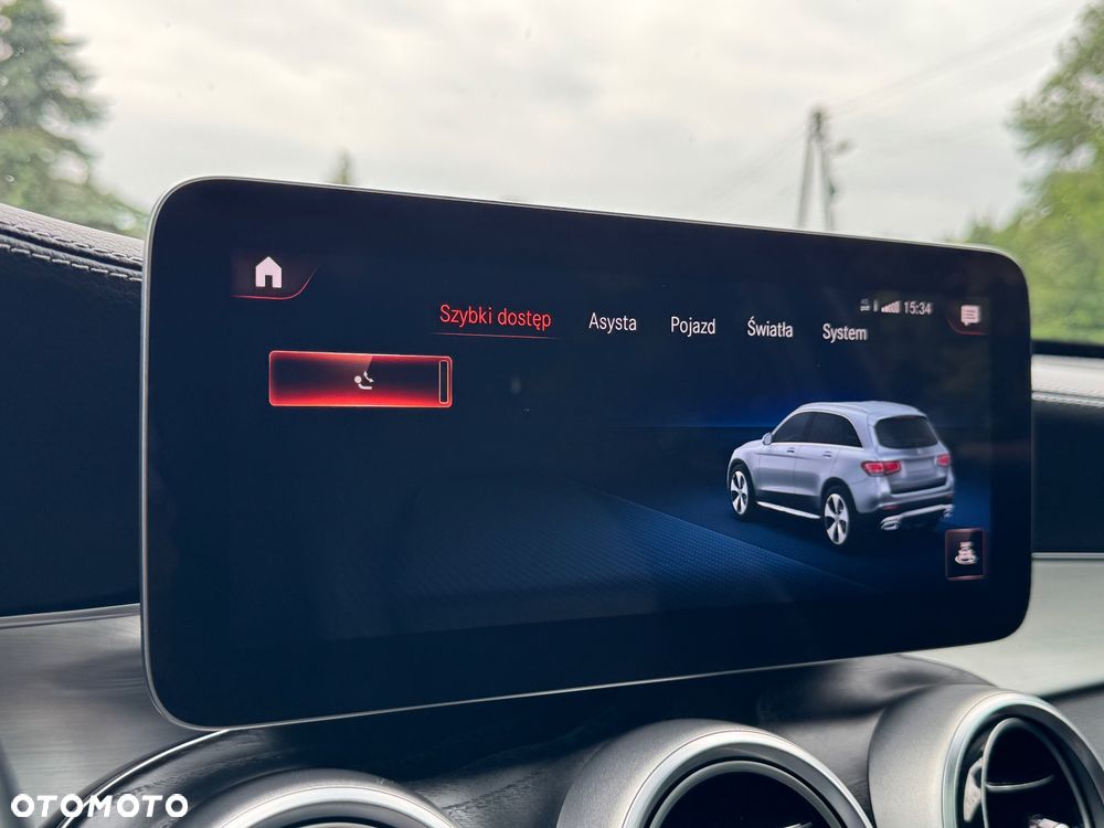 Mercedes-Benz GLC 200 d 4Matic 9G-TRONIC Exclusive - 36