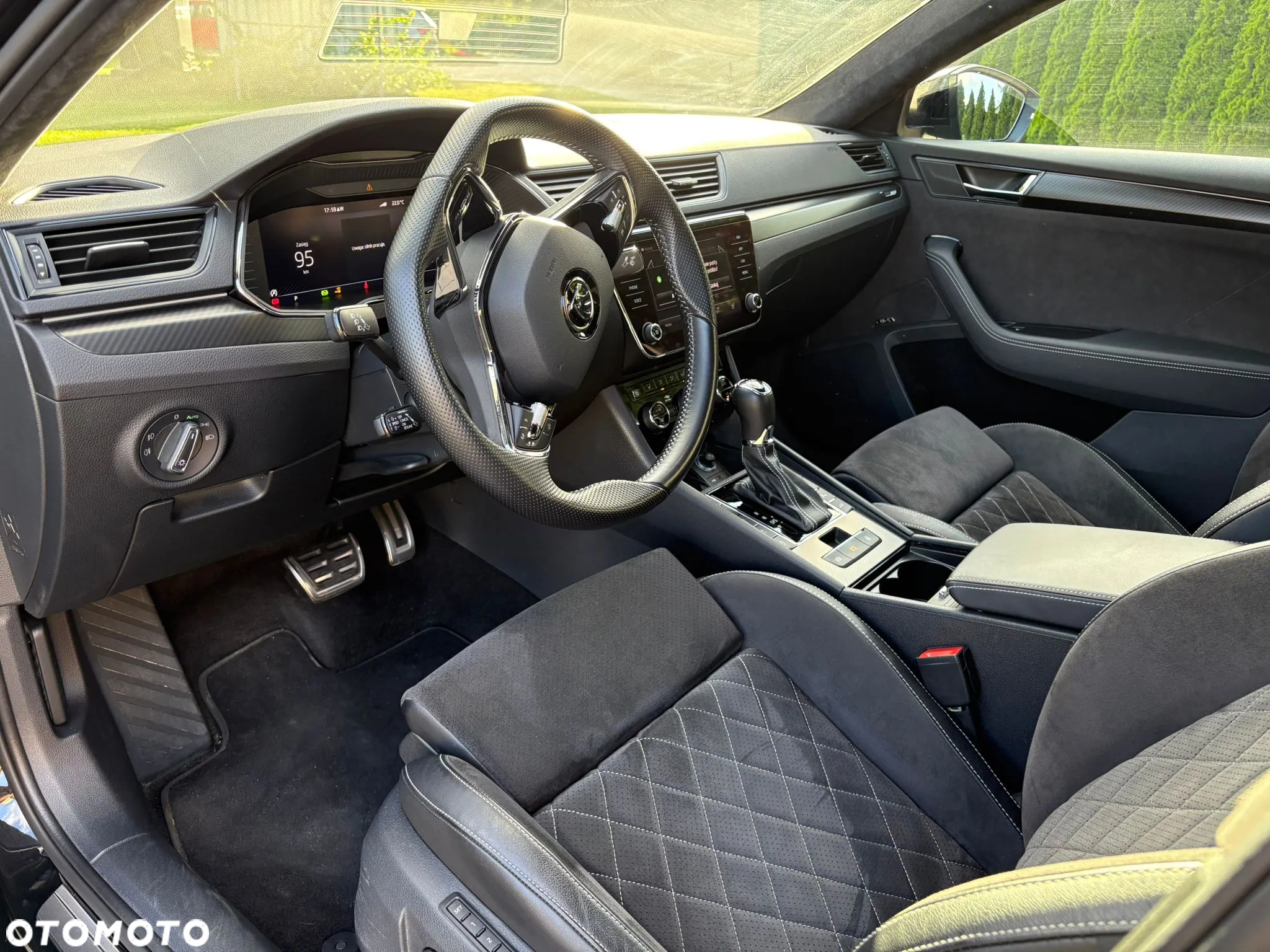 Skoda Superb 2.0 TDI SCR Sportline DSG - 7
