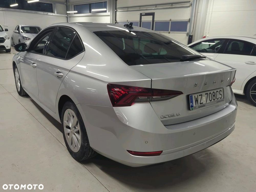 Skoda Octavia 1.5 TSI ACT Ambition - 3