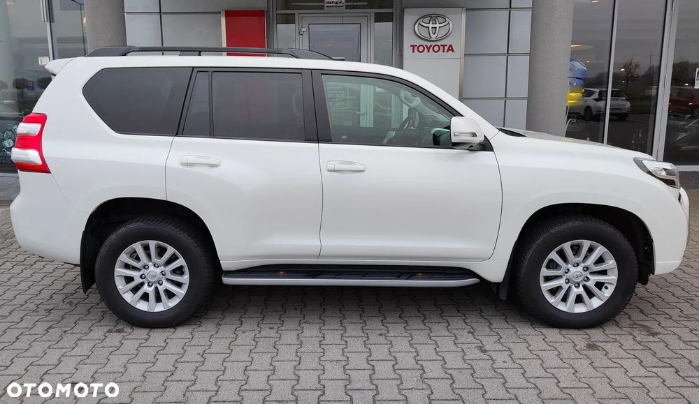 Toyota Land Cruiser LC 2.8 D-4D Executive - 6