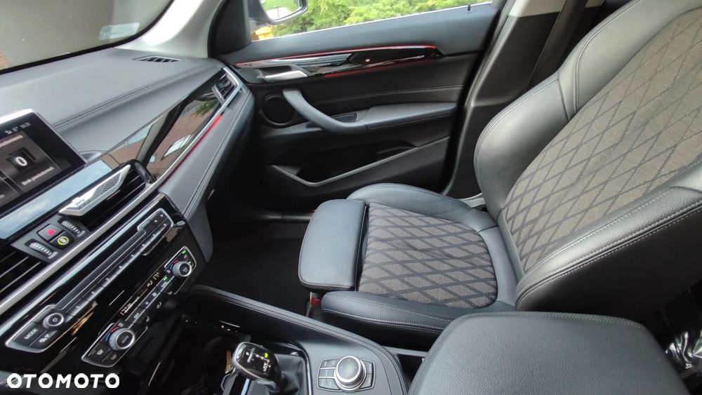 BMW X1 xDrive20i xLine - 15