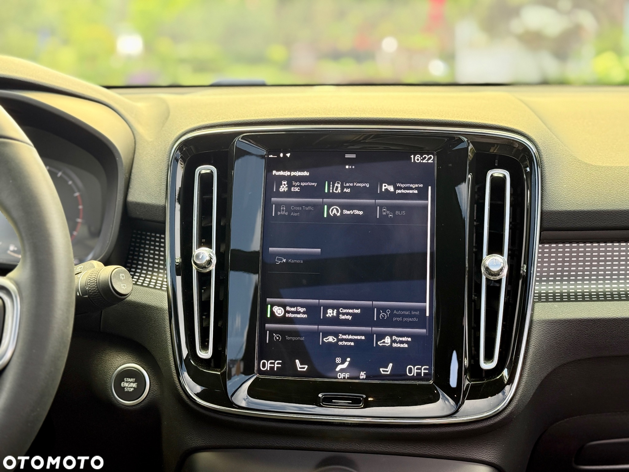 Volvo XC 40 T3 R-Design - 19