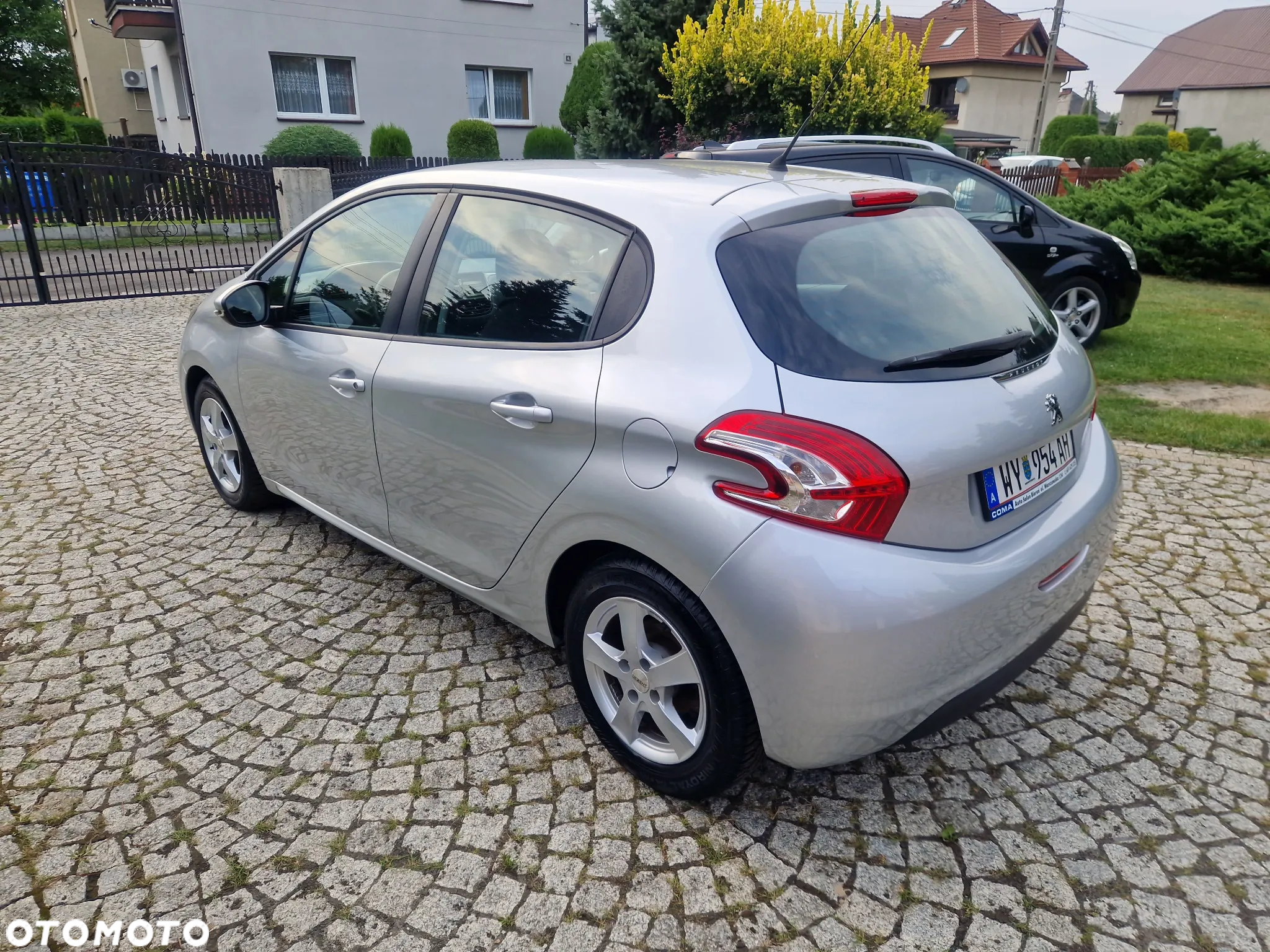 Peugeot 208 1.4 VTi Active - 11