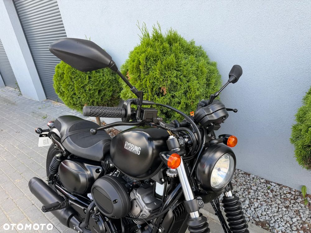Hyosung GV - 22