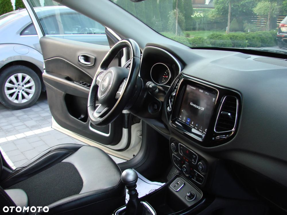 Jeep Compass - 21