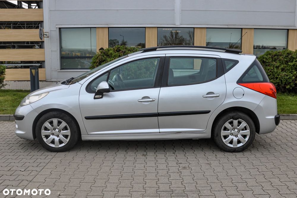 Peugeot 207 - 2
