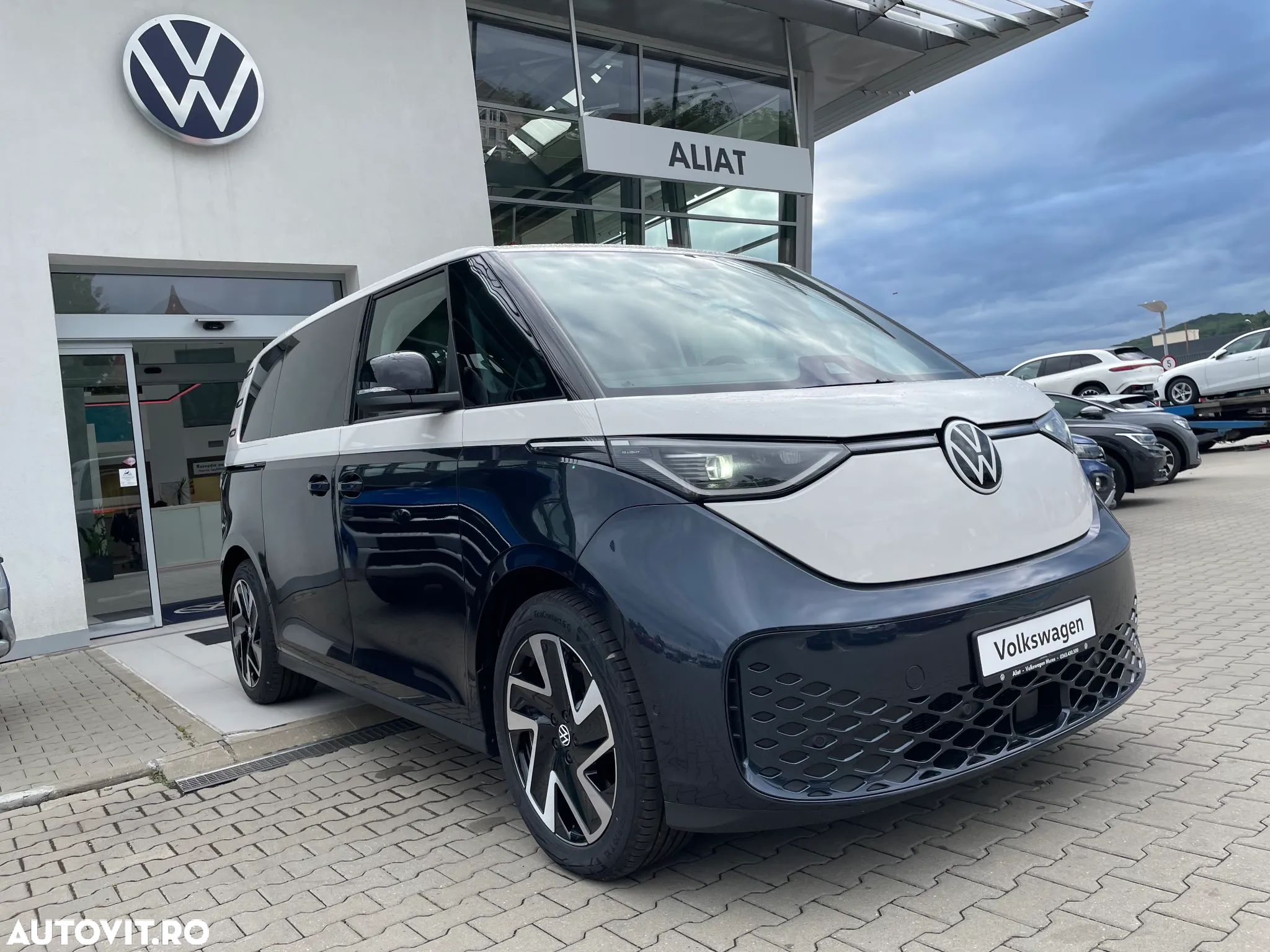 Volkswagen ID. Buzz - 2