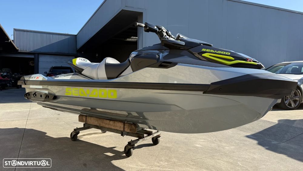 Sea-Doo RXT X 325 - 4
