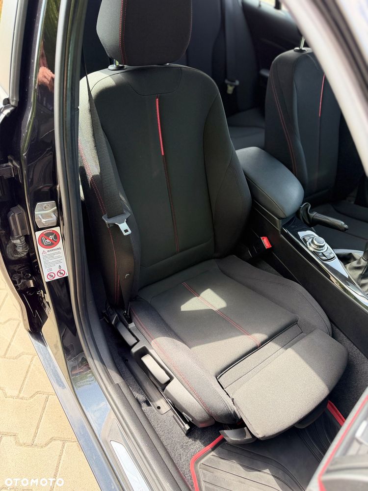 BMW Seria 1 120d Sport Line - 17