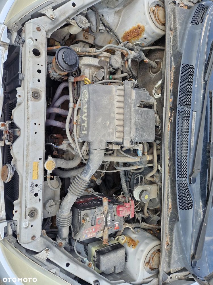 Toyota Yaris 1.0 Base - 7