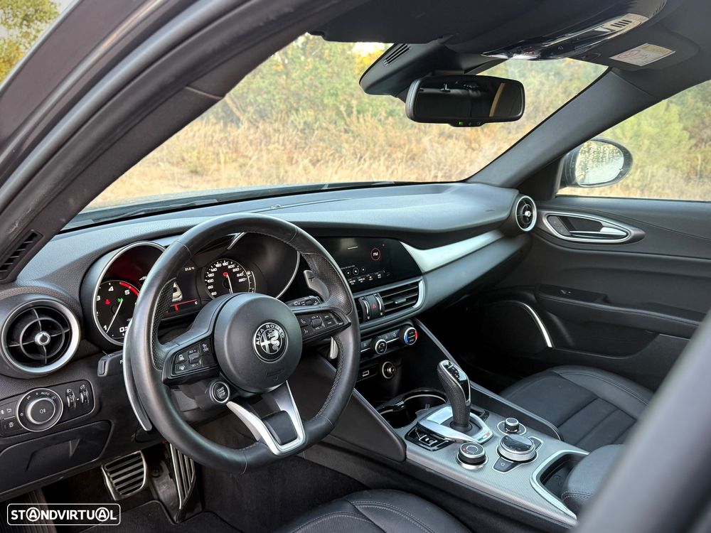 Alfa Romeo Giulia 2.2 D Super AT8 - 8