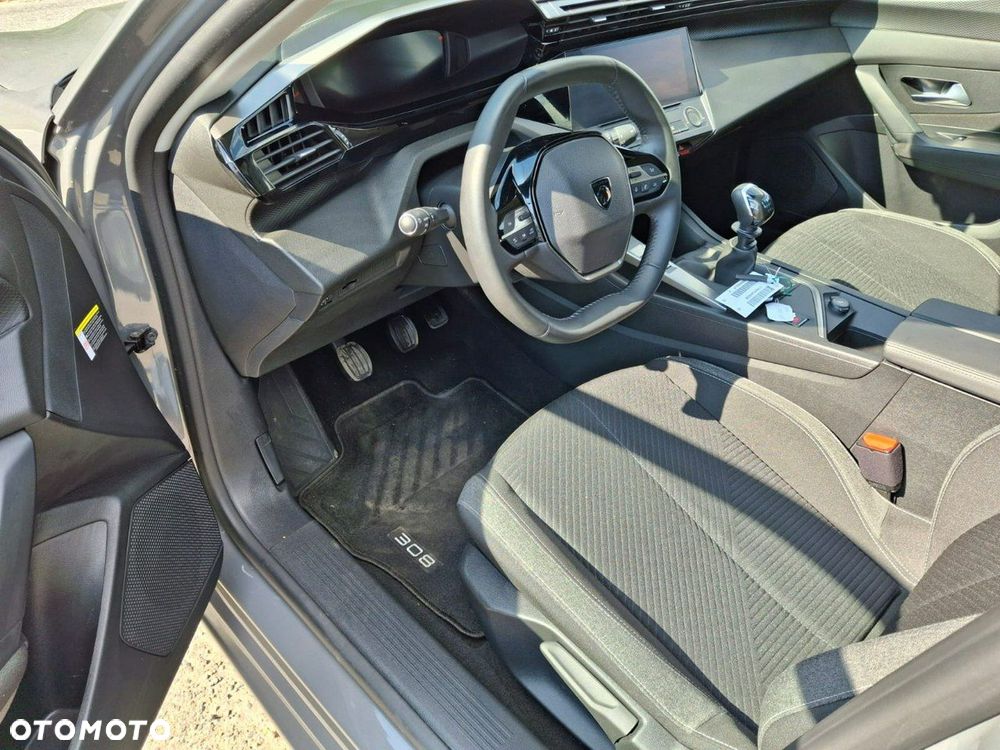 Peugeot 308 - 25