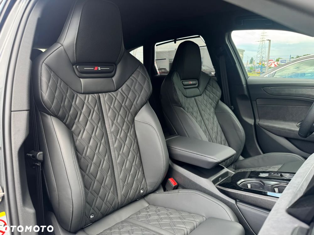 Audi A6 Avant TFSI mHEV Quattro S tronic - 39