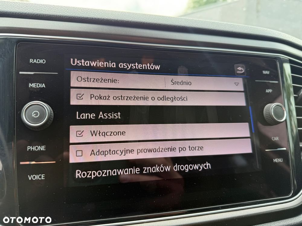 Volkswagen T-Roc - 35
