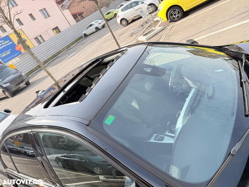 BMW Seria 3 318d Aut. M Sport - 11