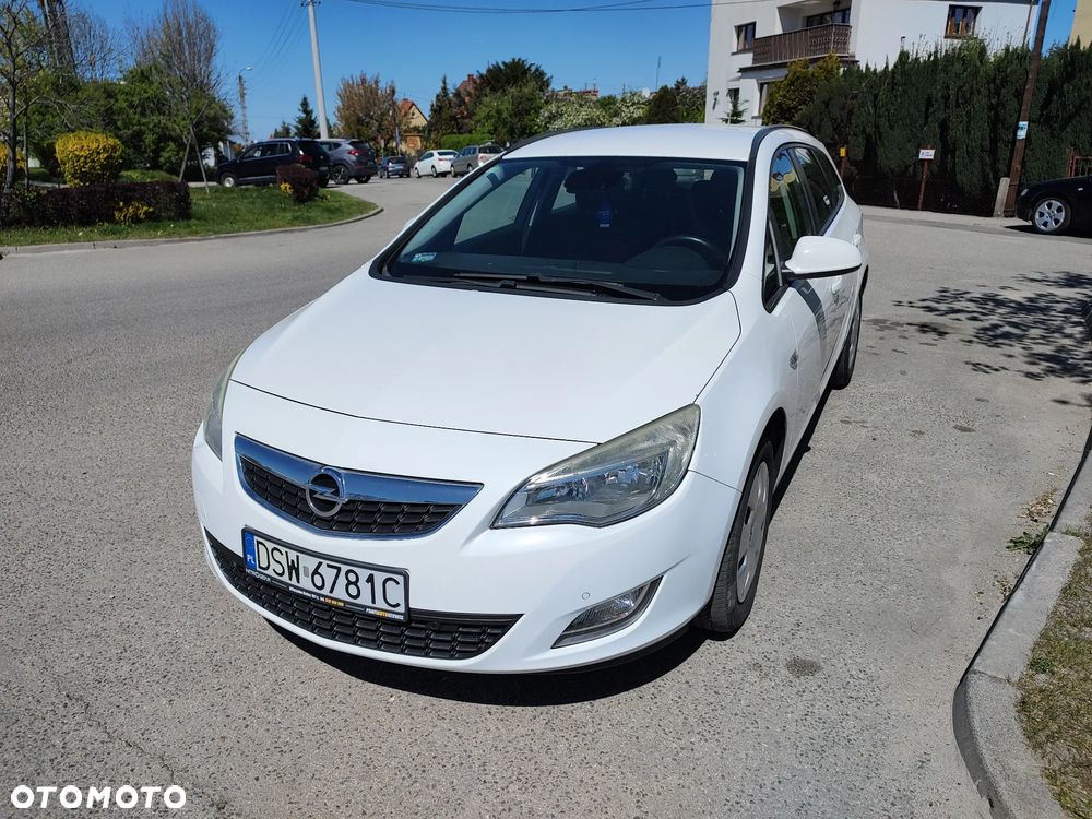 Opel Astra - 1