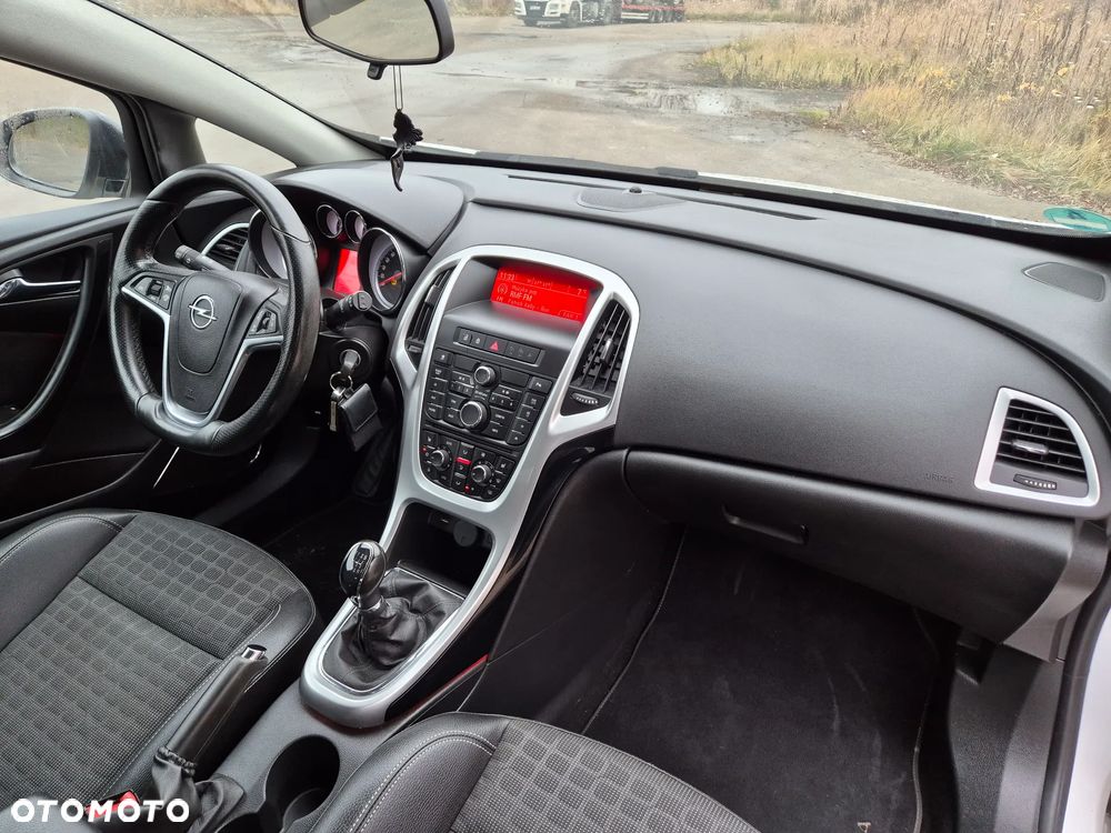 Opel Astra 1.4 Turbo Innovation - 18