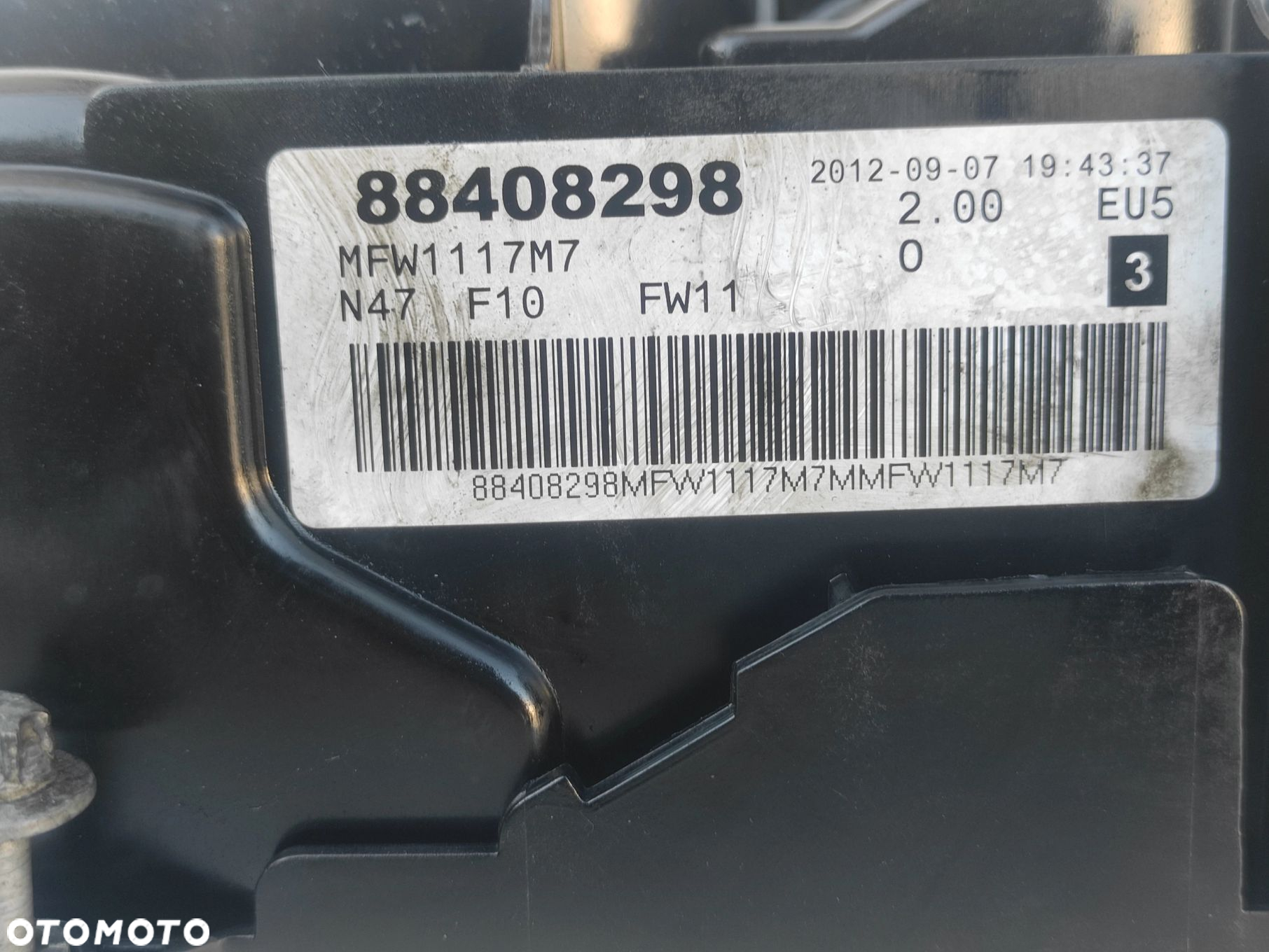 POKRYWA ZAWORÓW N47D20C 8570828 - 8