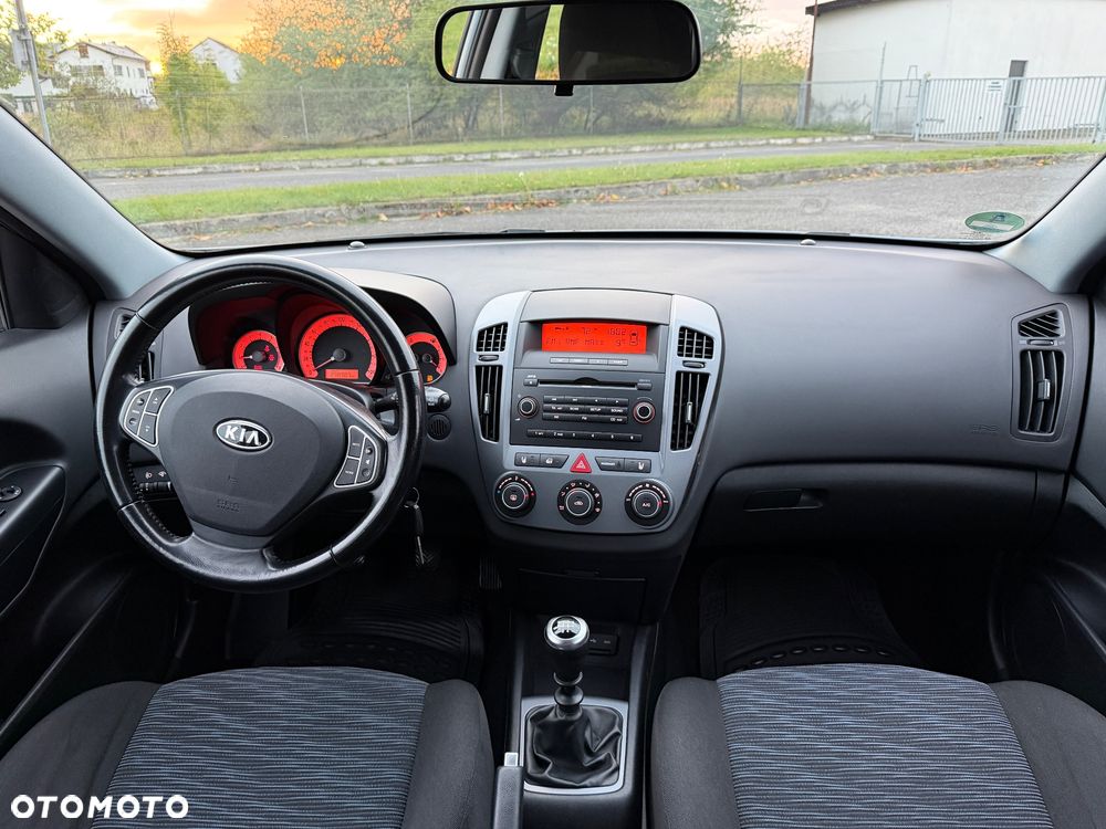 Kia Ceed 1.4 Optimum + - 21