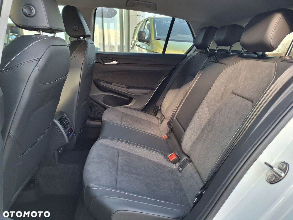 Volkswagen Golf - 15